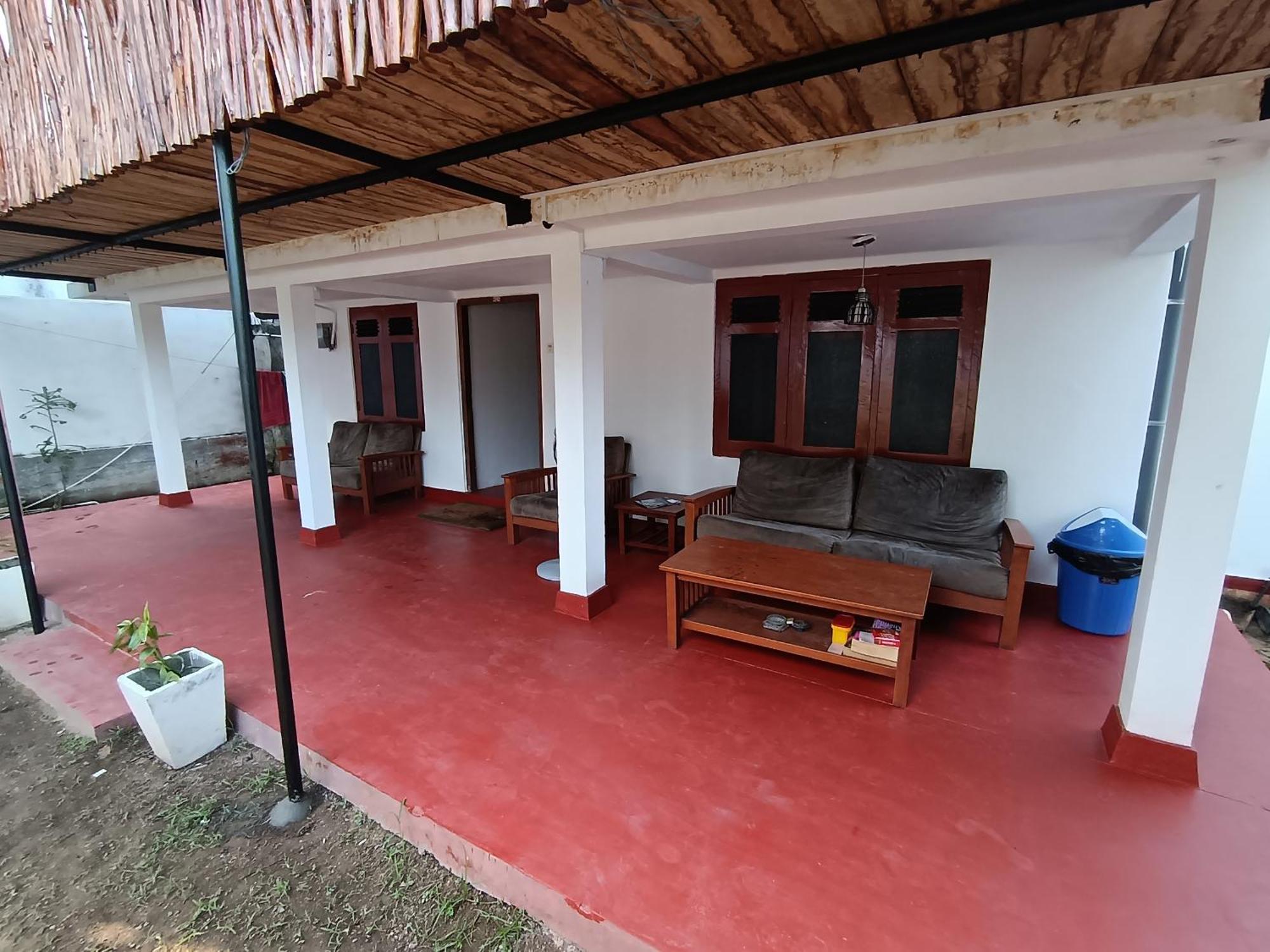 Docrid Hostel Weligama Buitenkant foto