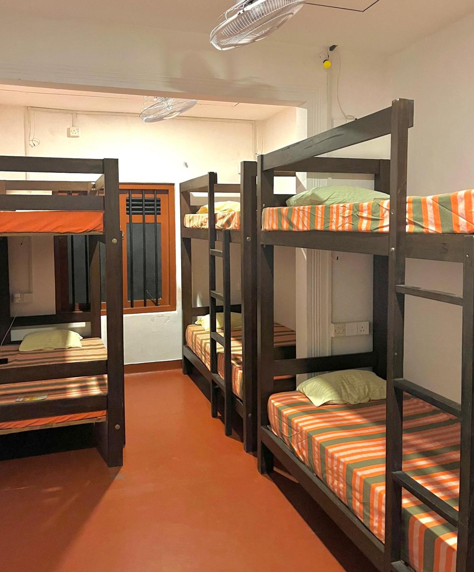 Docrid Hostel Weligama Buitenkant foto